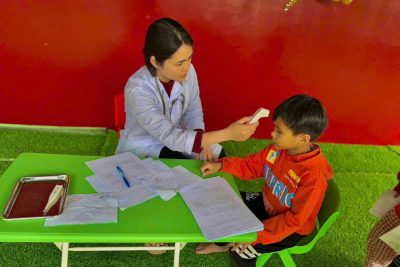 KHÁM SỨC KHỎE ĐỊNH KỲ CHO TRẺ TẠI TRƯỜNG MẦM NON NHO QUAN 1
