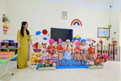 🎶 Âm nhạc – món quà ngọt ngào dành cho các bạn nhỏ lớp 2TB 🎶